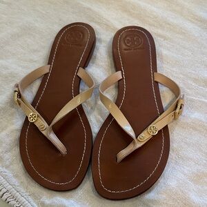 Tory Burch beige with gold trim thong sandal. Size 10